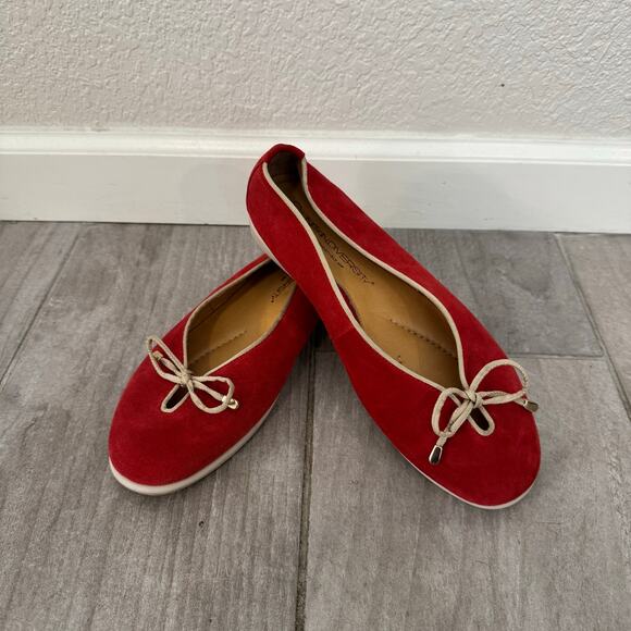 Unity In Diversity Red Suede Ballet Comfort Shoe Womens Size 38/ US 7/7.5 - Picture 2 of 11